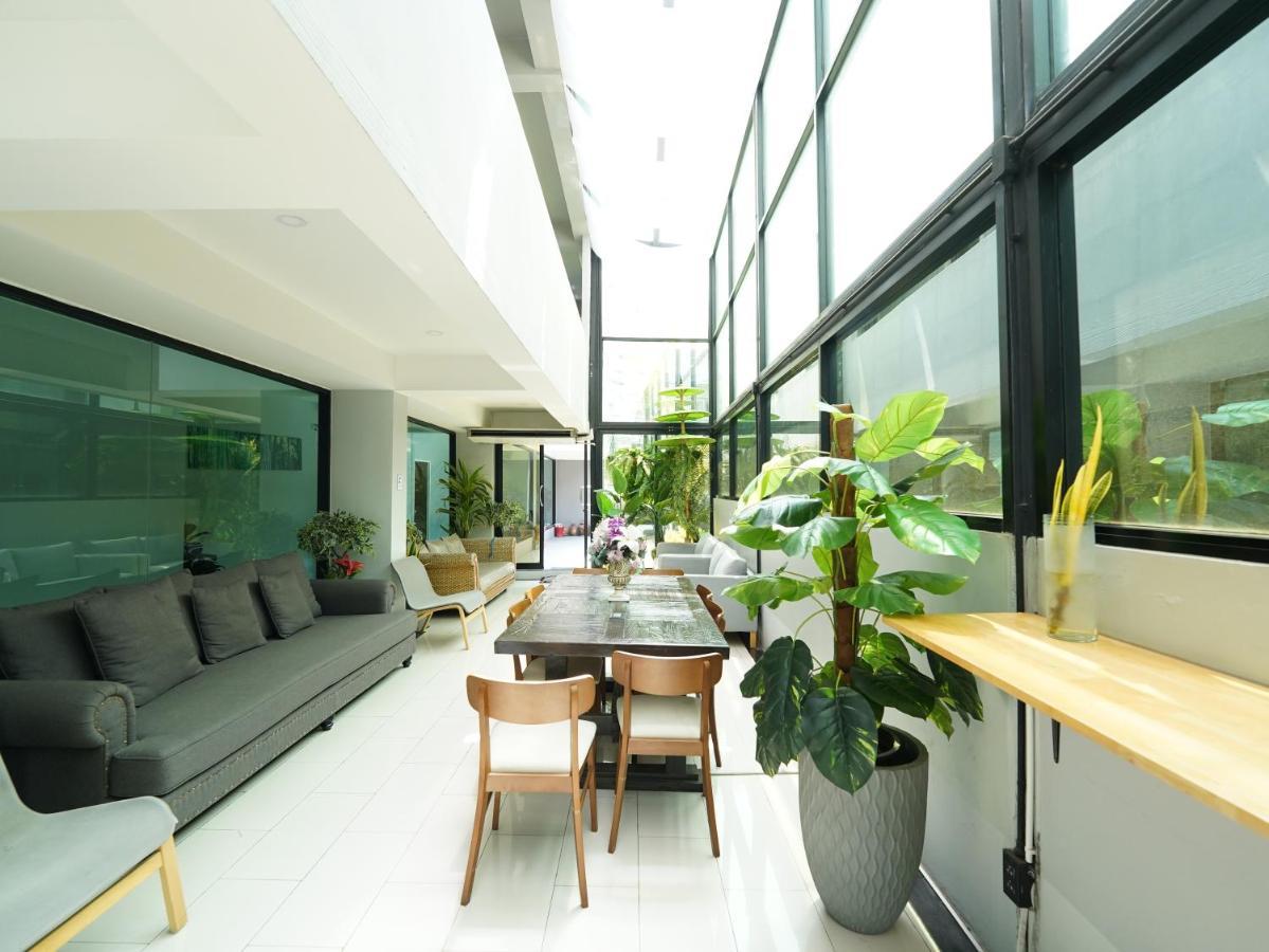 RoomQuest Don Mueang Airport Bangkok Bagian luar foto