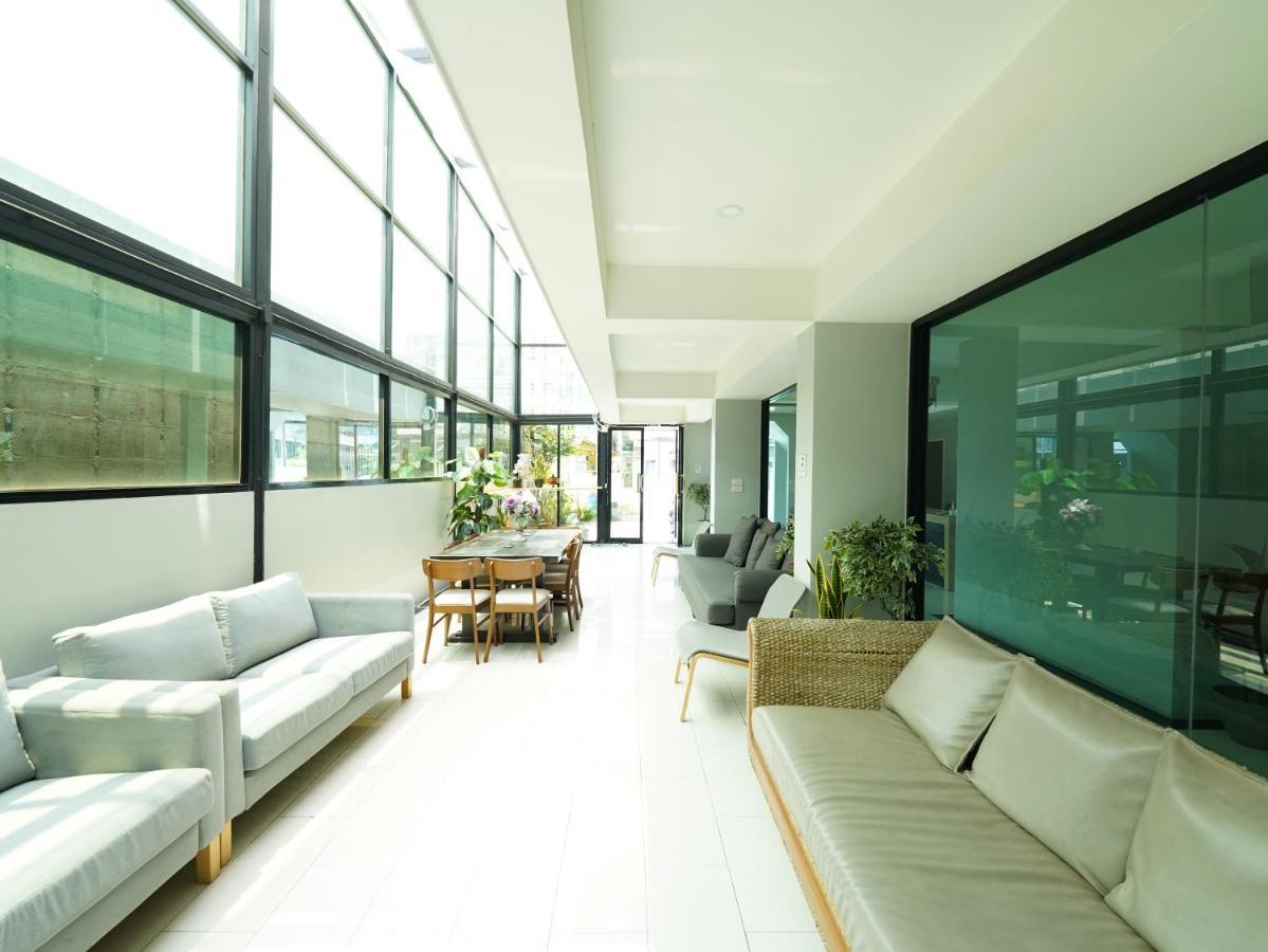 RoomQuest Don Mueang Airport Bangkok Bagian luar foto