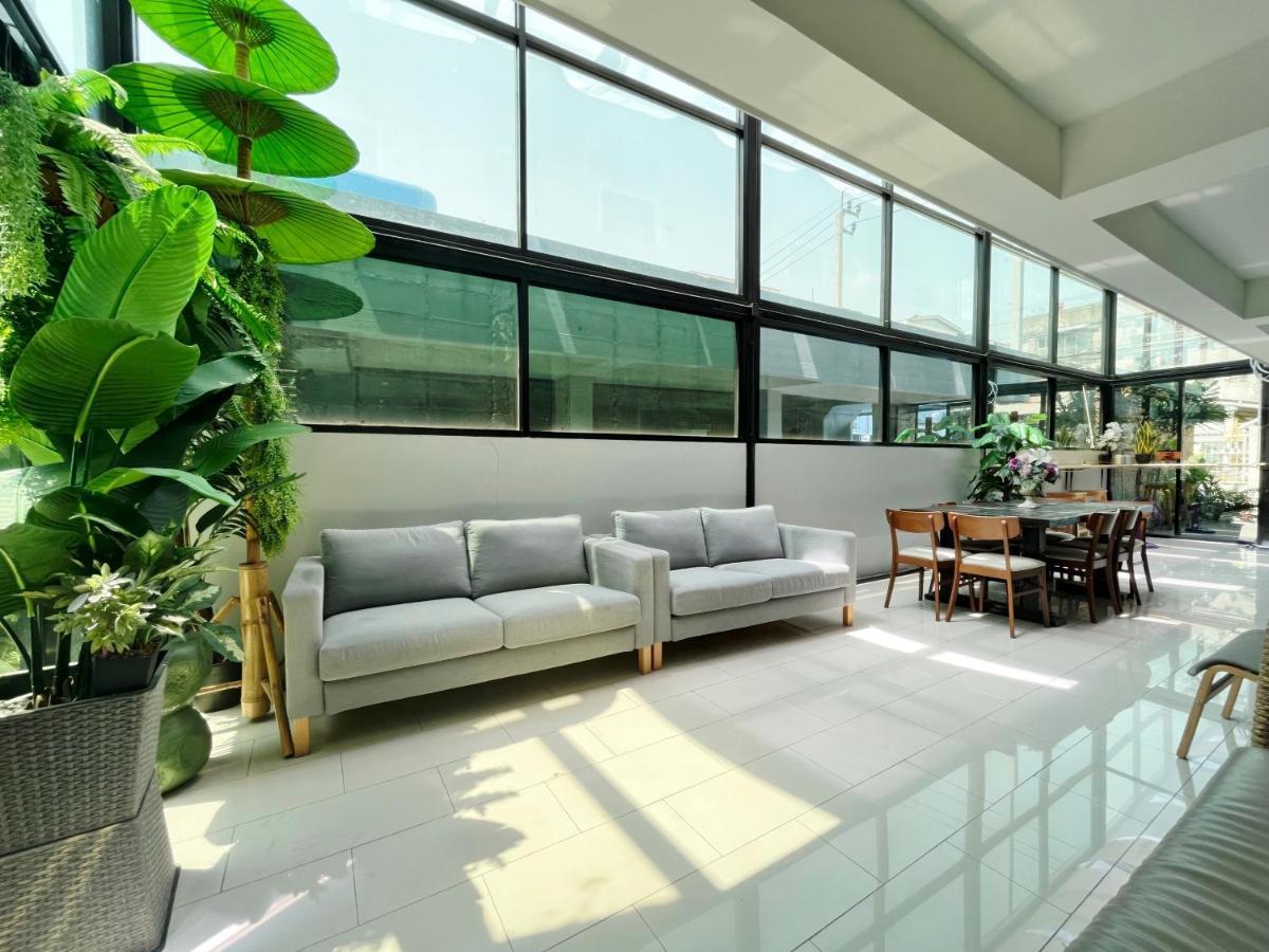 RoomQuest Don Mueang Airport Bangkok Bagian luar foto