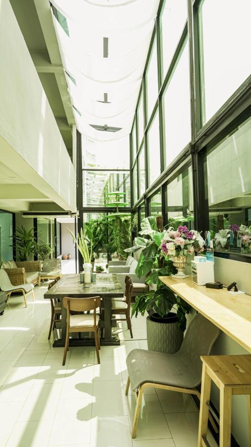 RoomQuest Don Mueang Airport Bangkok Bagian luar foto