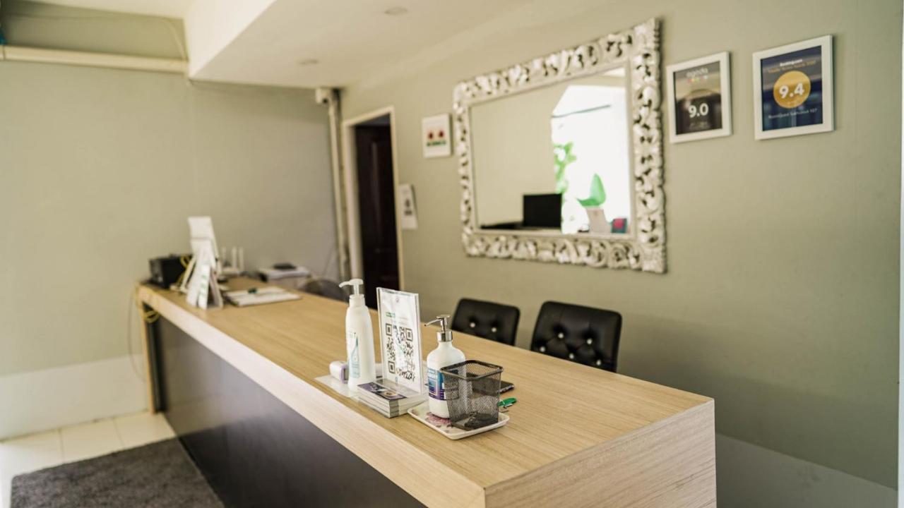 RoomQuest Don Mueang Airport Bangkok Bagian luar foto